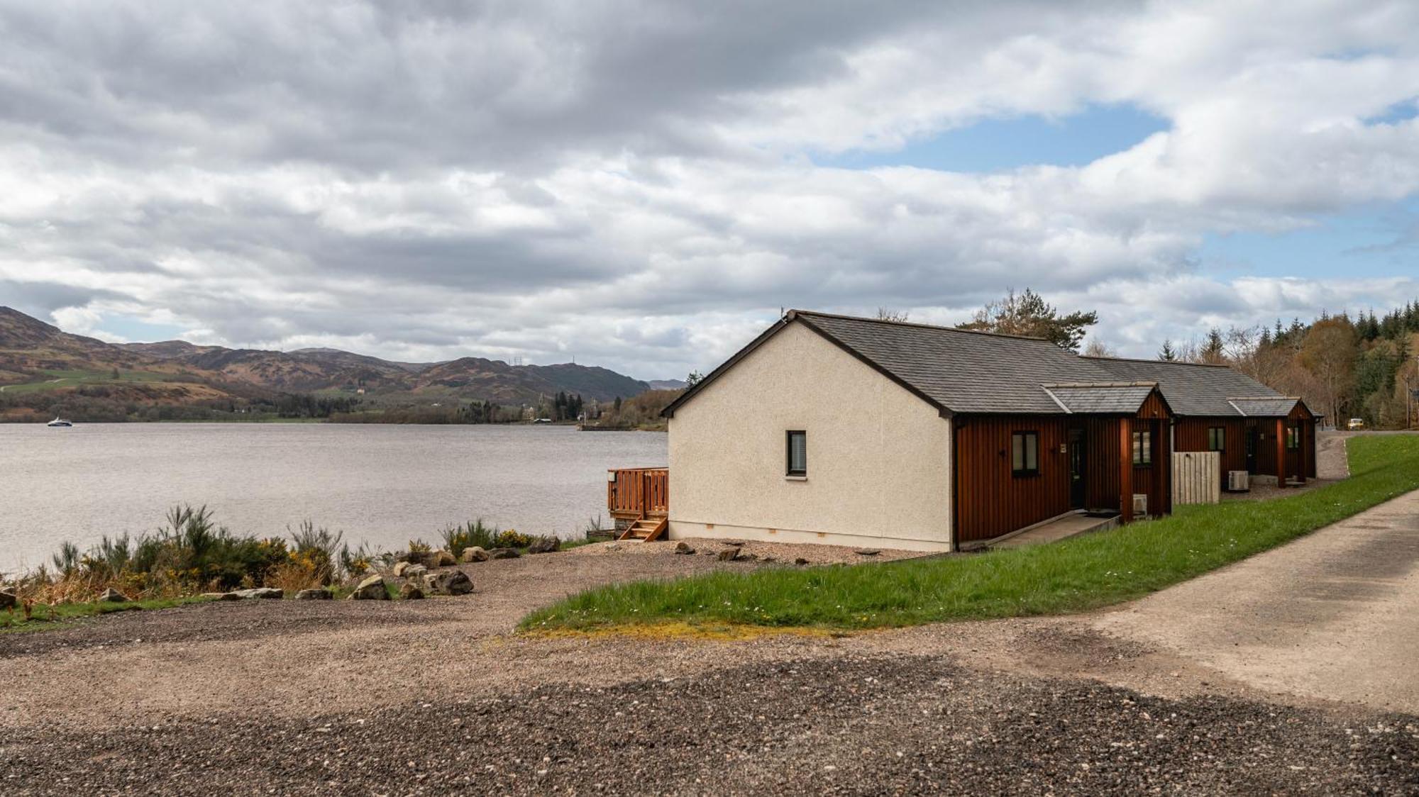 Shoreland Lodges - Holly Lodge Fort Augustus Exterior photo